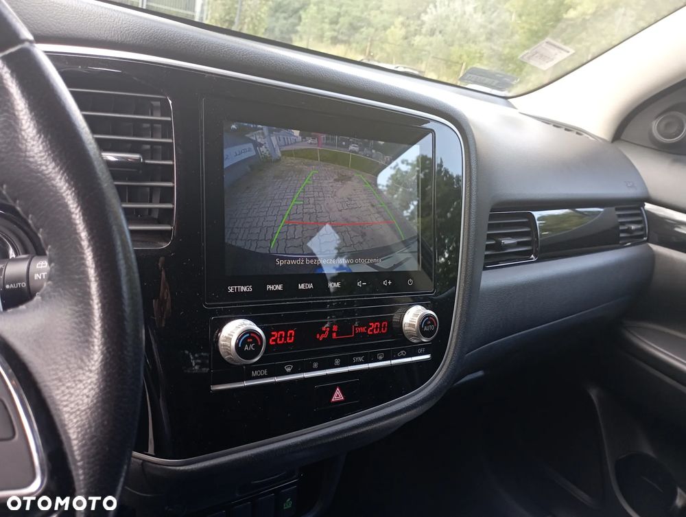 Mitsubishi Outlander 2.0 Intense + SDA 4WD CVT - 10