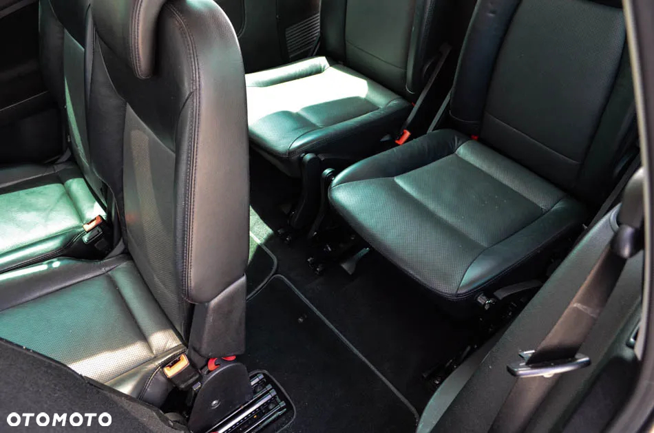 Ford Galaxy 2.0 TDCi Ghia - 40
