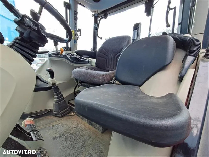 Massey Ferguson MF 5713 - 15