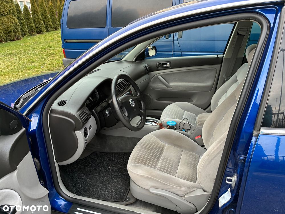 Volkswagen Passat 2.0 Comfortline - 4