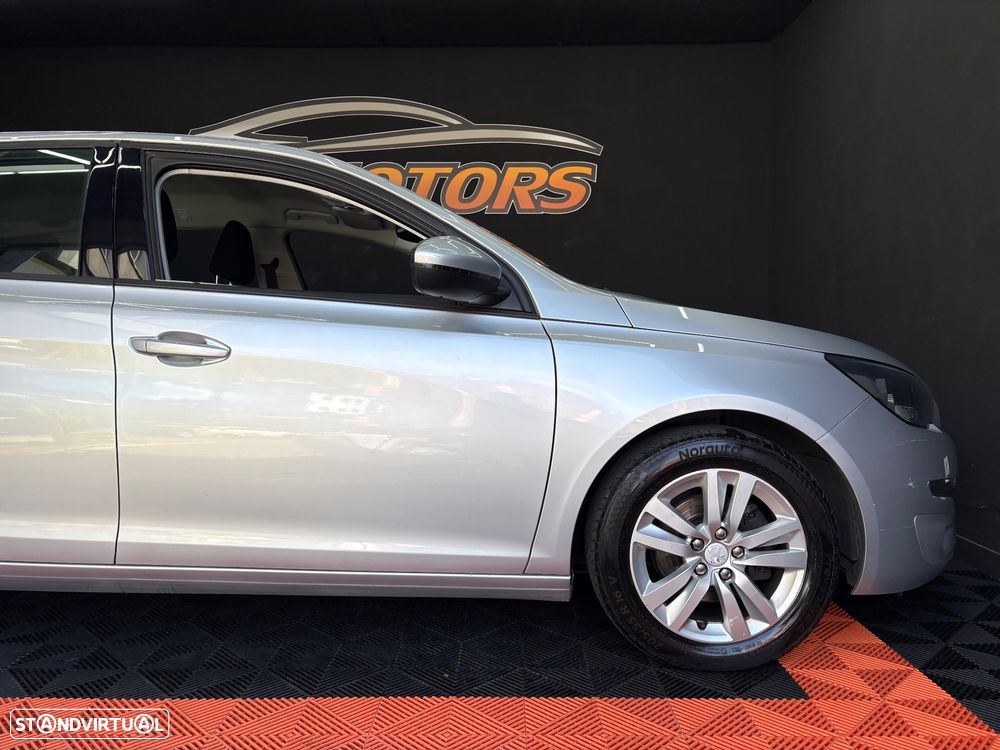 Peugeot 308 SW BlueHDi 120 Stop & Start Active - 23