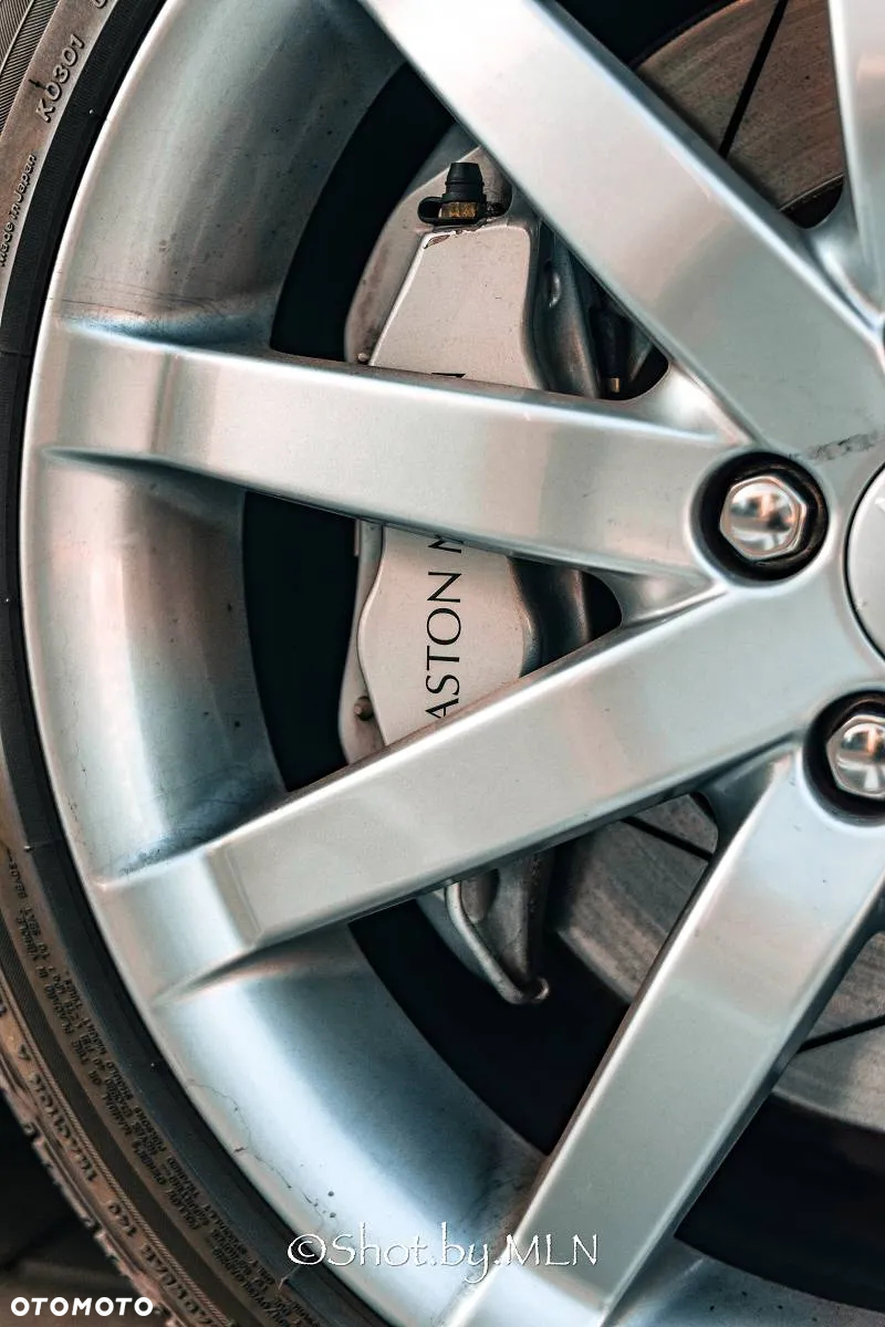 Aston Martin DB9 Coupe Touchtronic - 11