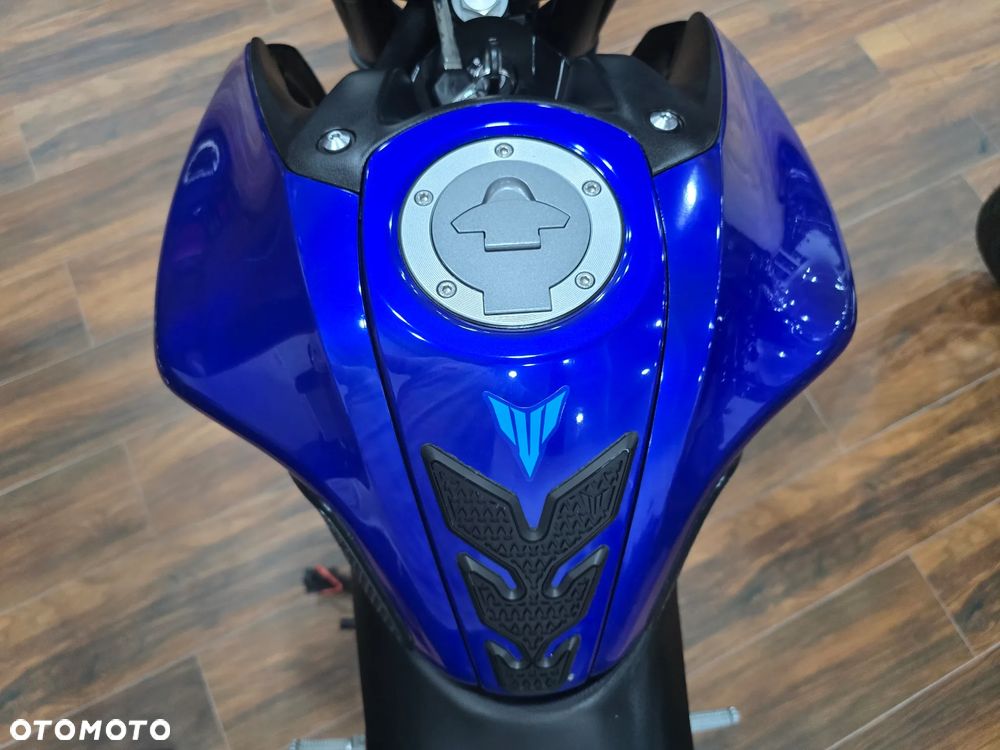 Yamaha MT - 17