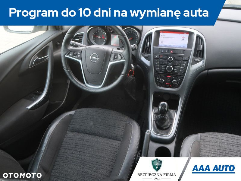Opel Astra - 8