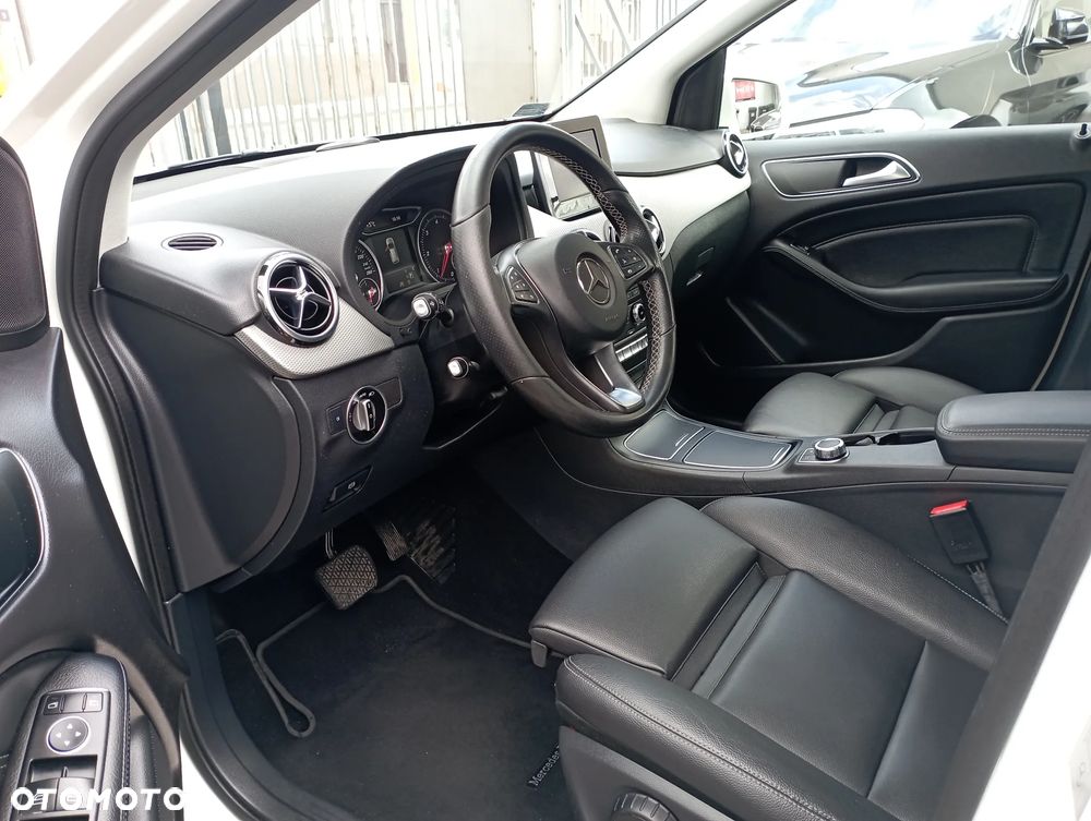 Mercedes-Benz Klasa B 180 (CDI) d 7G-DCT - 7