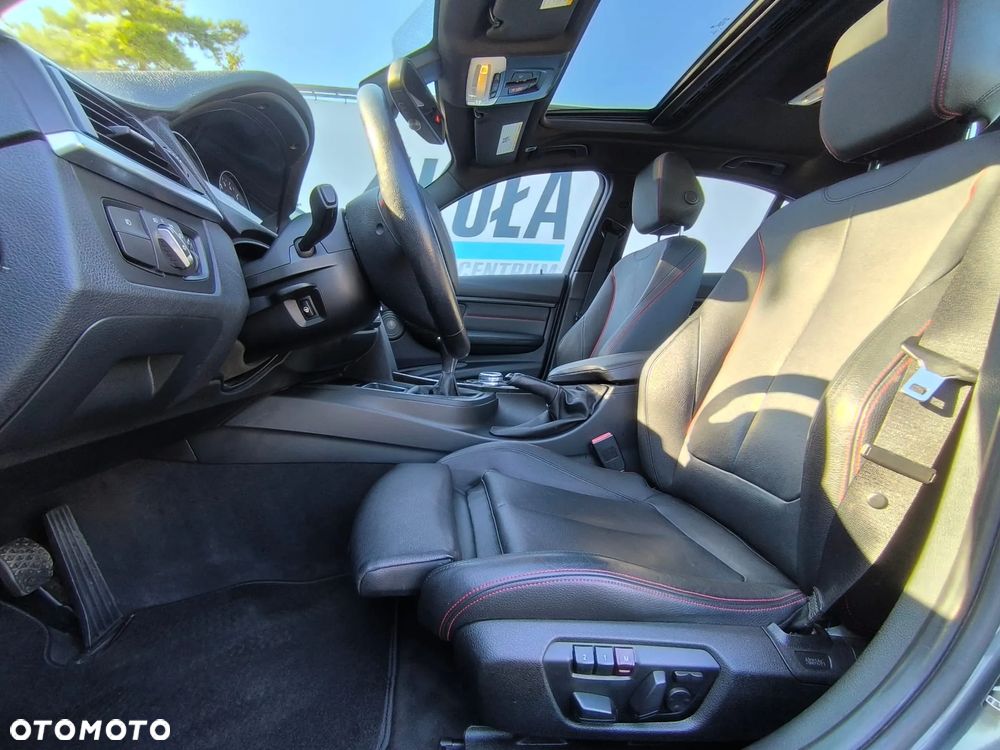 BMW Seria 3 335i xDrive Edition Sport - 17