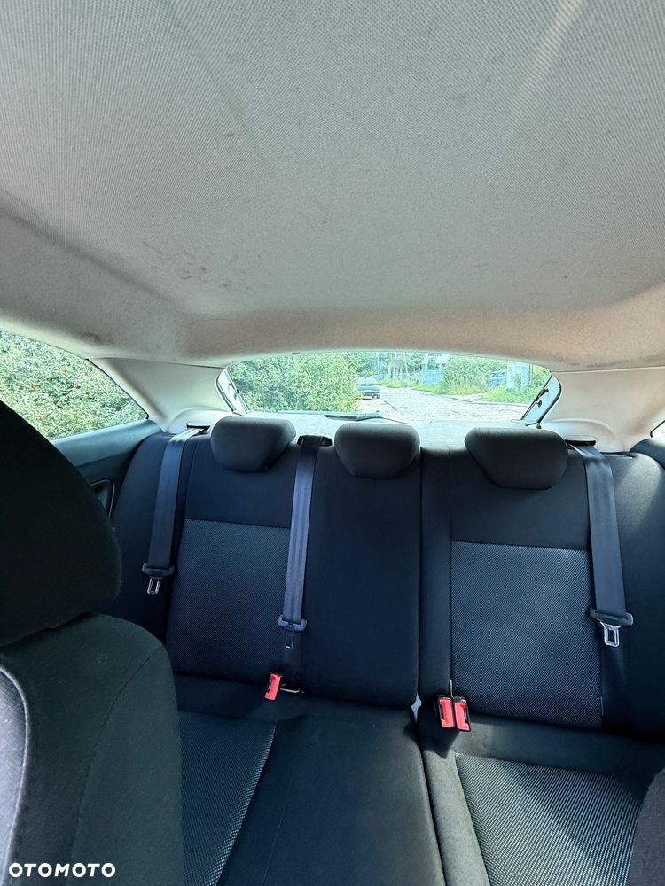 Seat Ibiza SC 1.6 16V Style - 8