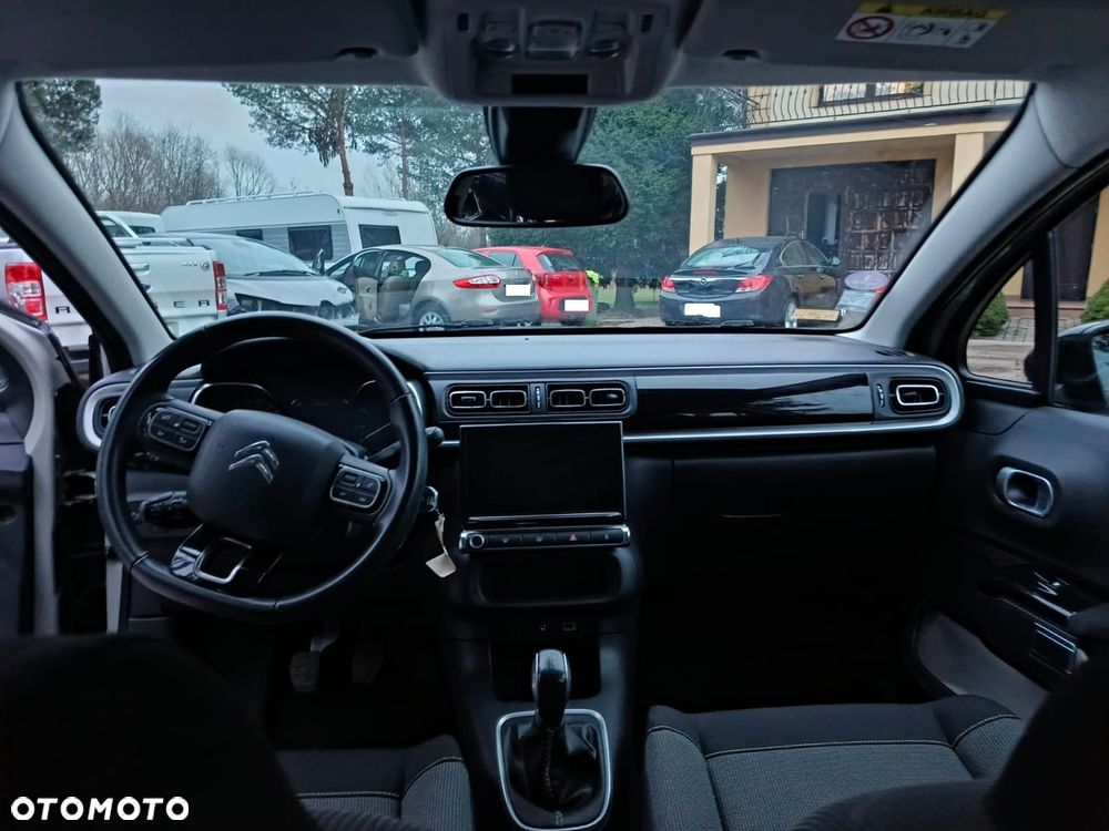 Citroën C3 Pure Tech 82 SHINE - 11