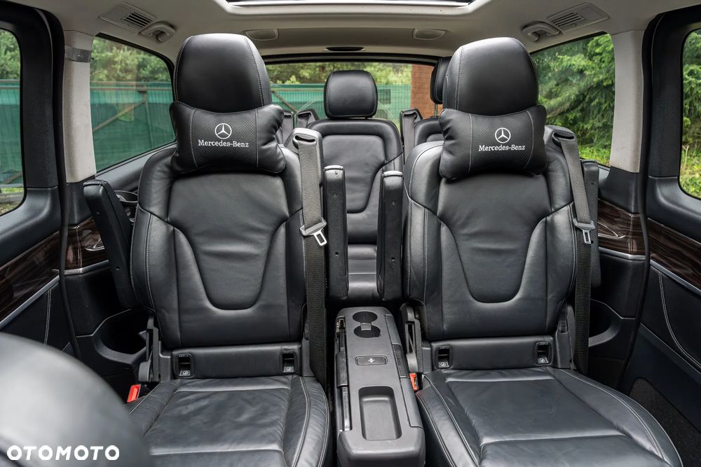 Mercedes-Benz Klasa V 250 d 4-Matic 7G-Tronic - 39