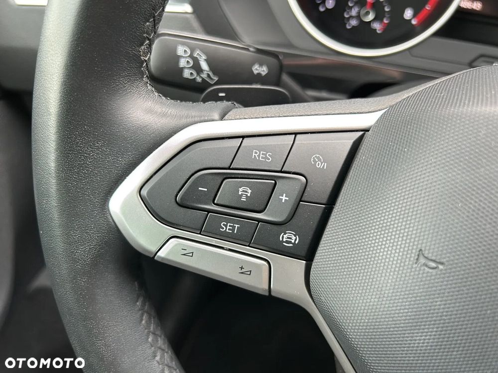 Volkswagen Tiguan 1.5 TSI EVO Life DSG - 24