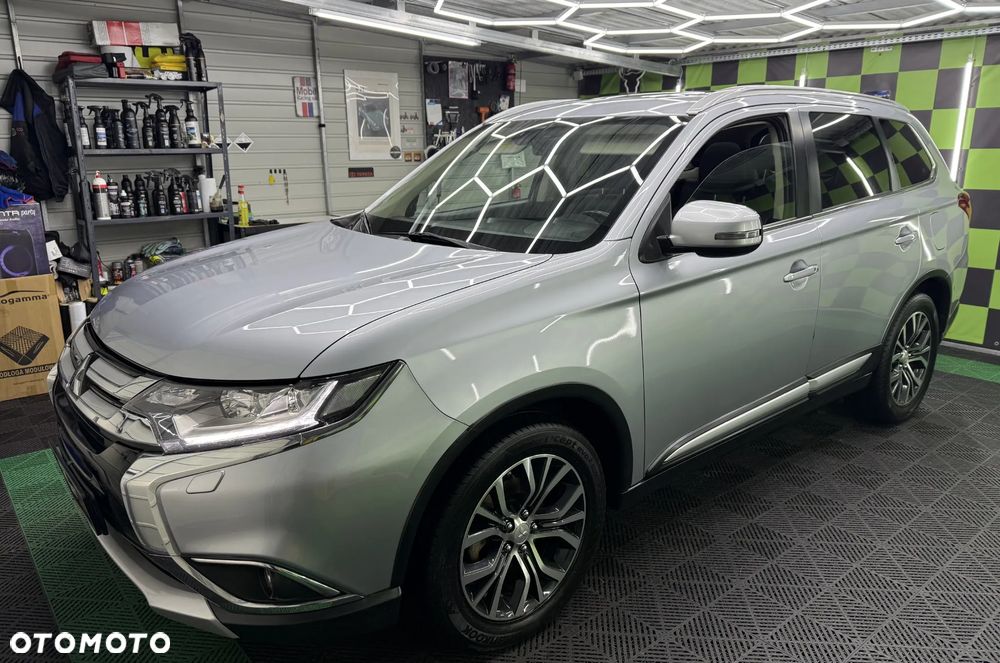 Mitsubishi Outlander 2.2 DI-D 4WD Intense - 8