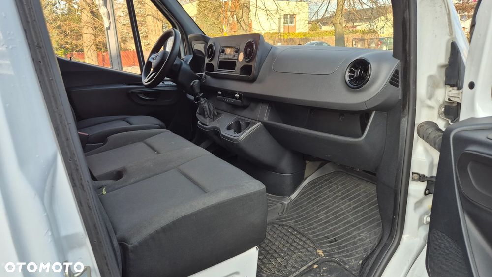Mercedes-Benz SPRINTER - 5
