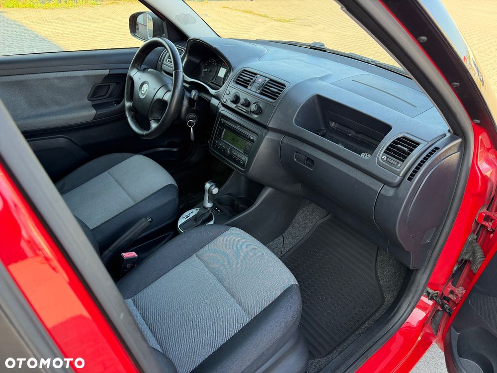 Skoda Fabia 1.6 16V Style - 5