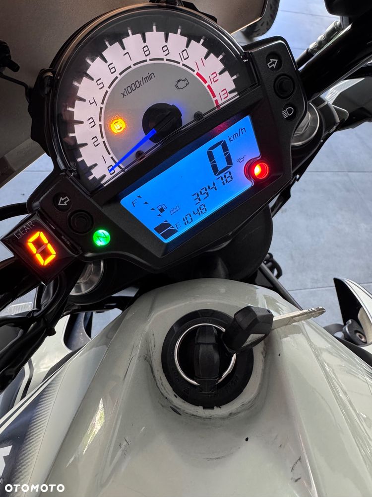 Kawasaki ER - 13