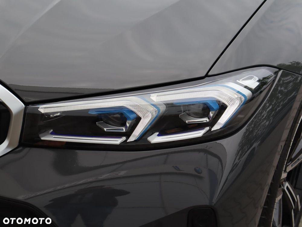 BMW Seria 3 - 26