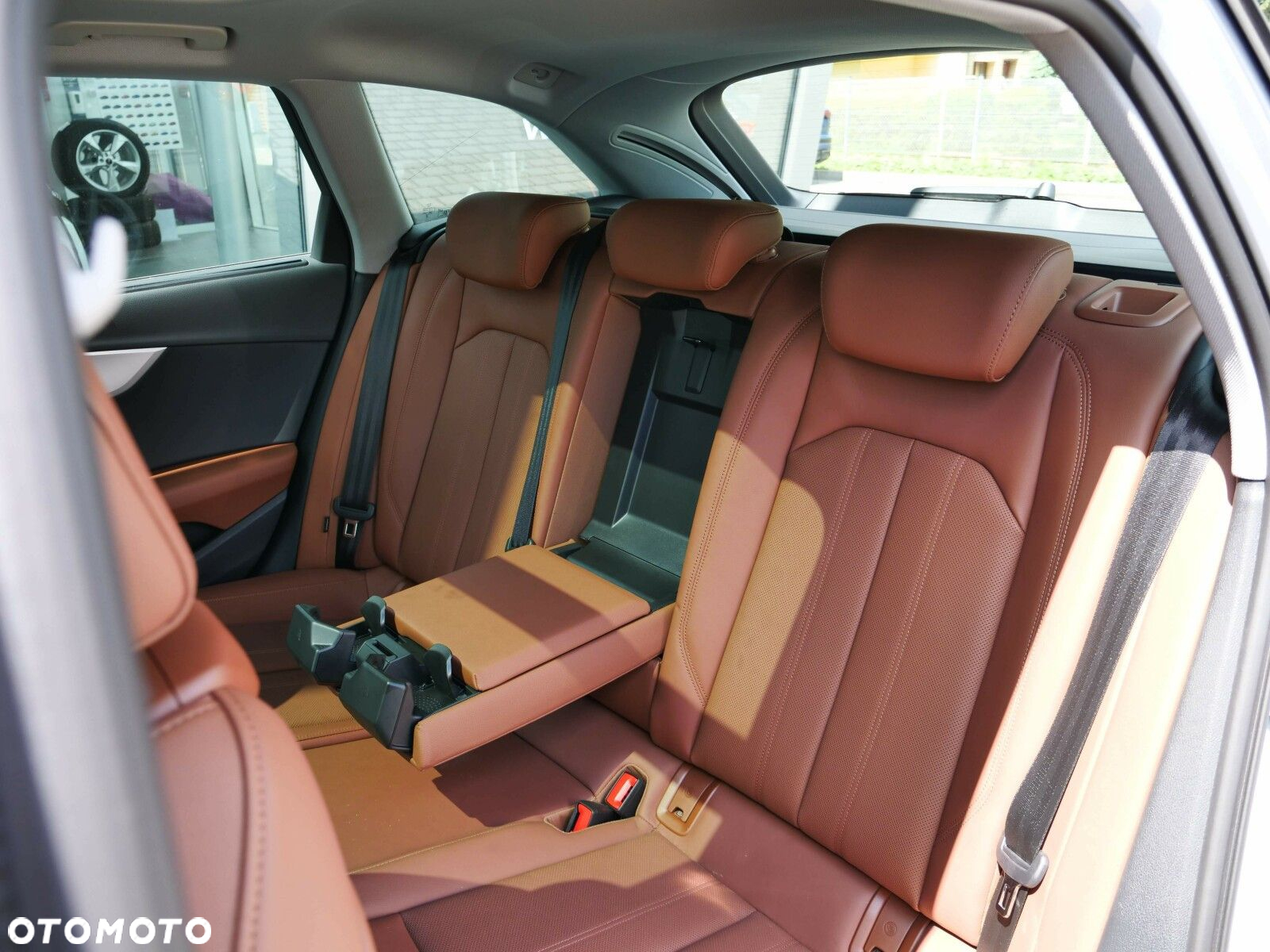 Audi A4 Allroad - 23