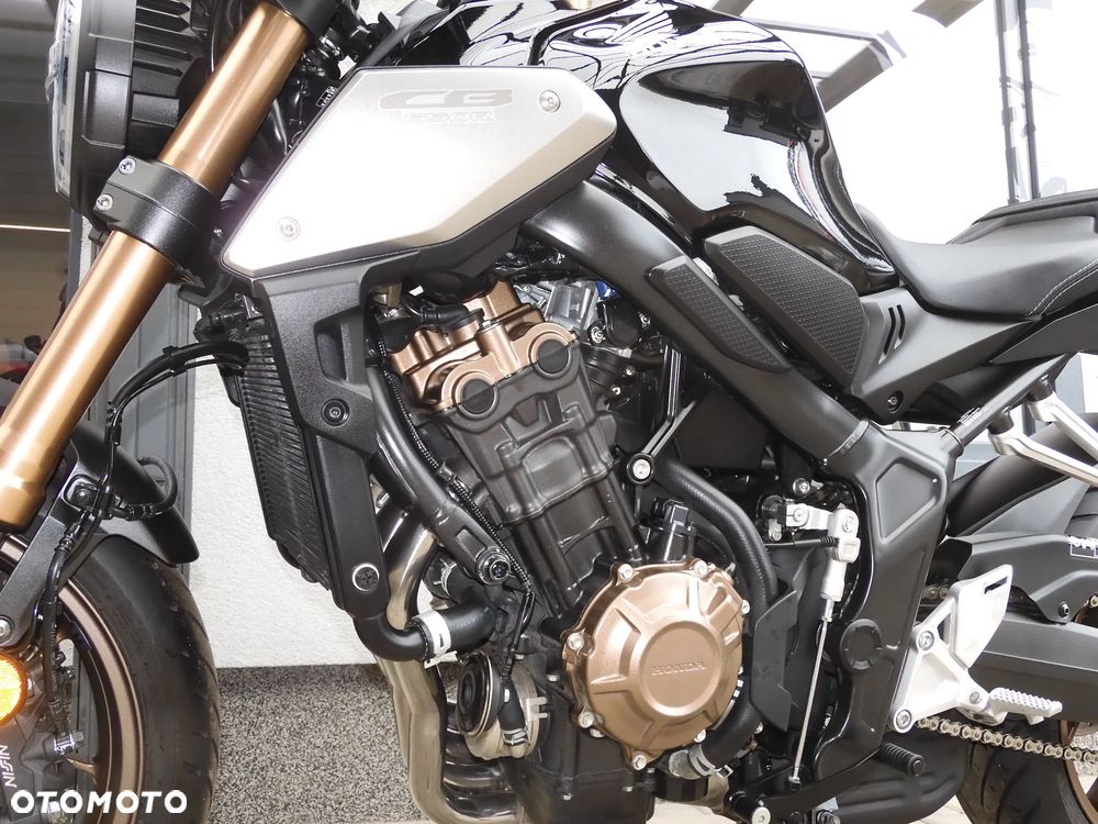 Honda CB - 26