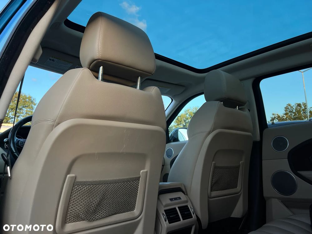 Land Rover Range Rover Evoque - 21