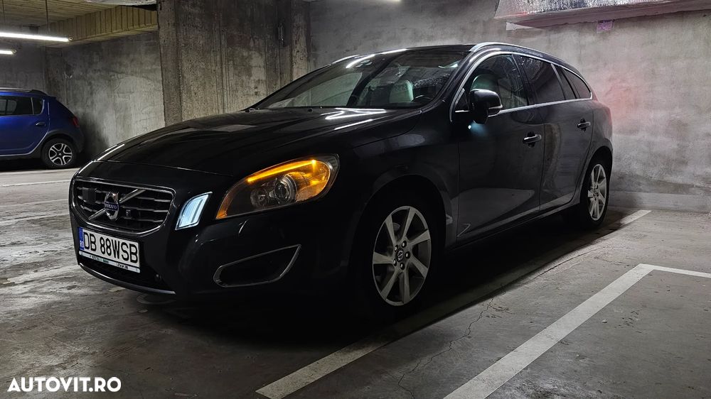 Volvo V60 D3 Geartronic Summum - 2