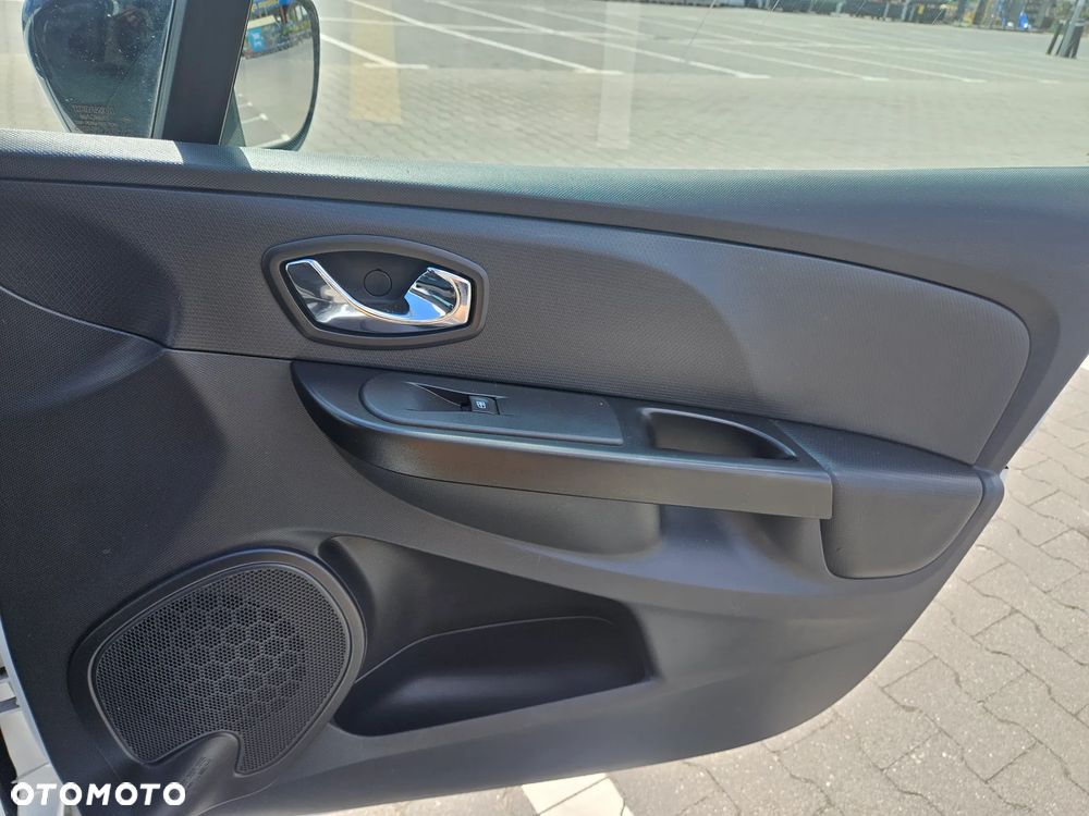 Renault Clio Energy TCe 90 Business - 14