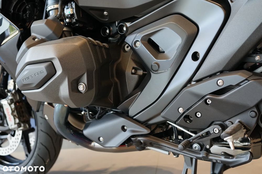 BMW RS - 19
