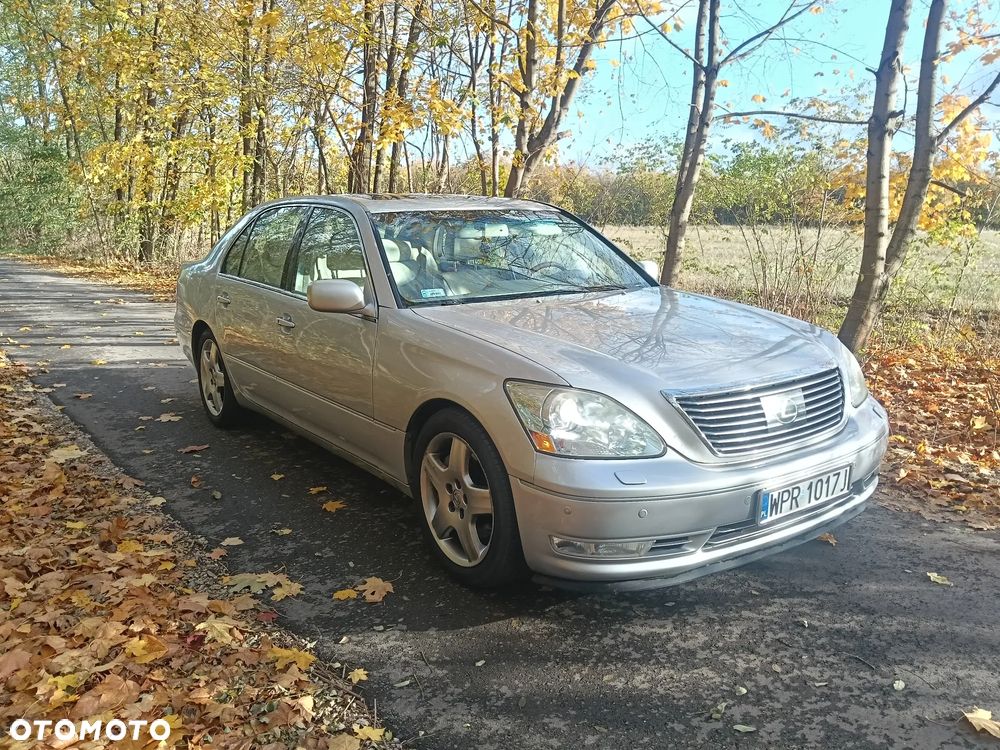 Lexus LS - 1