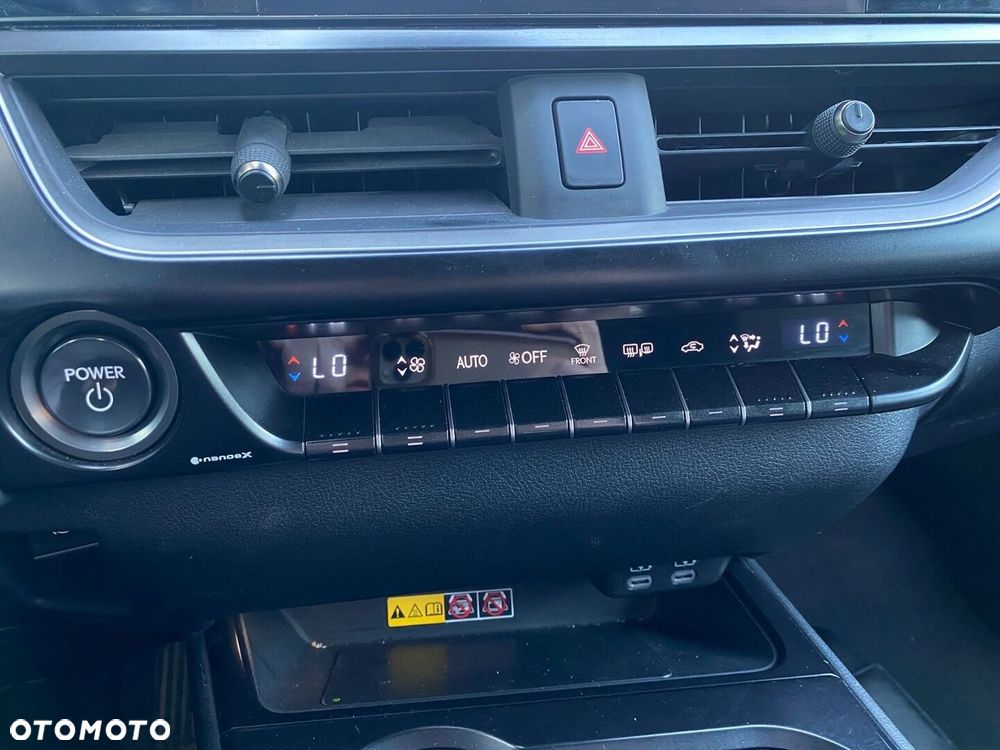 Lexus UX 250h GPF Business 2WD - 20