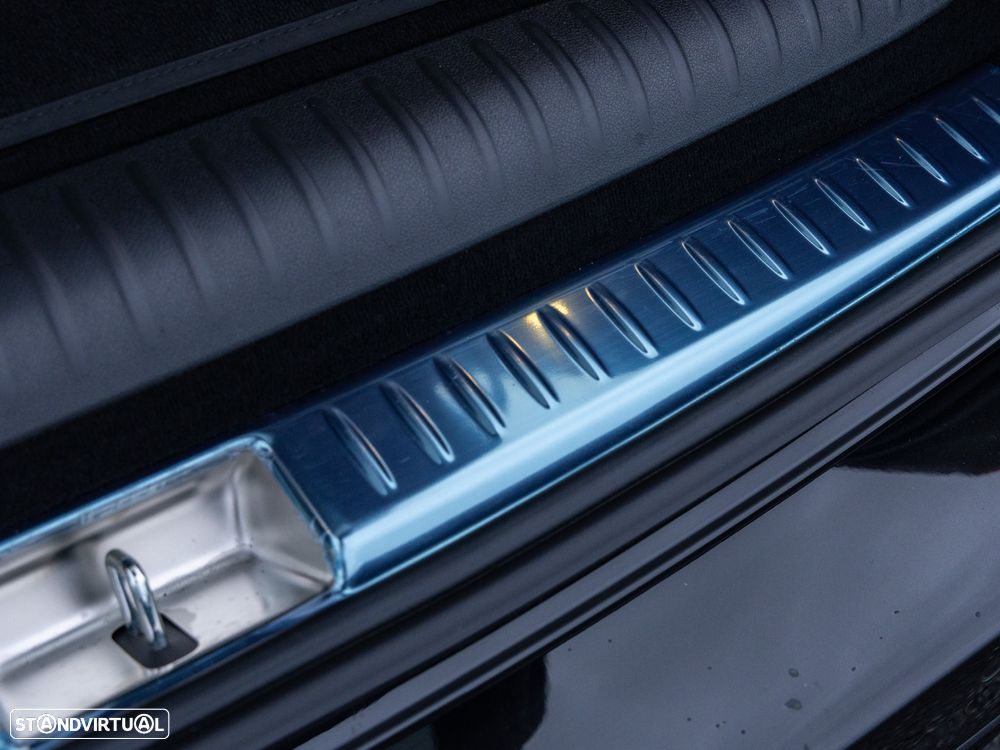 Mercedes-Benz E 300 de - 27