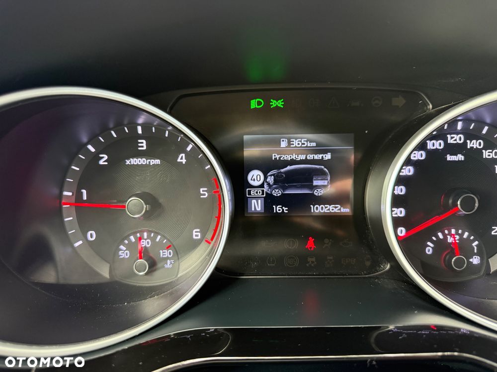 Kia Ceed 1.6 CRDi (48V Mild-Hybrid) Platinum - 29