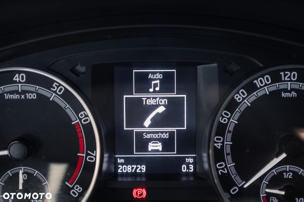 Skoda RAPID 1.0 TSI Ambition - 30