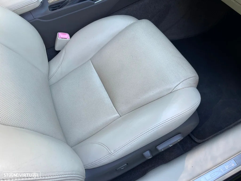Lexus IS 220 d Sport 58 - 39
