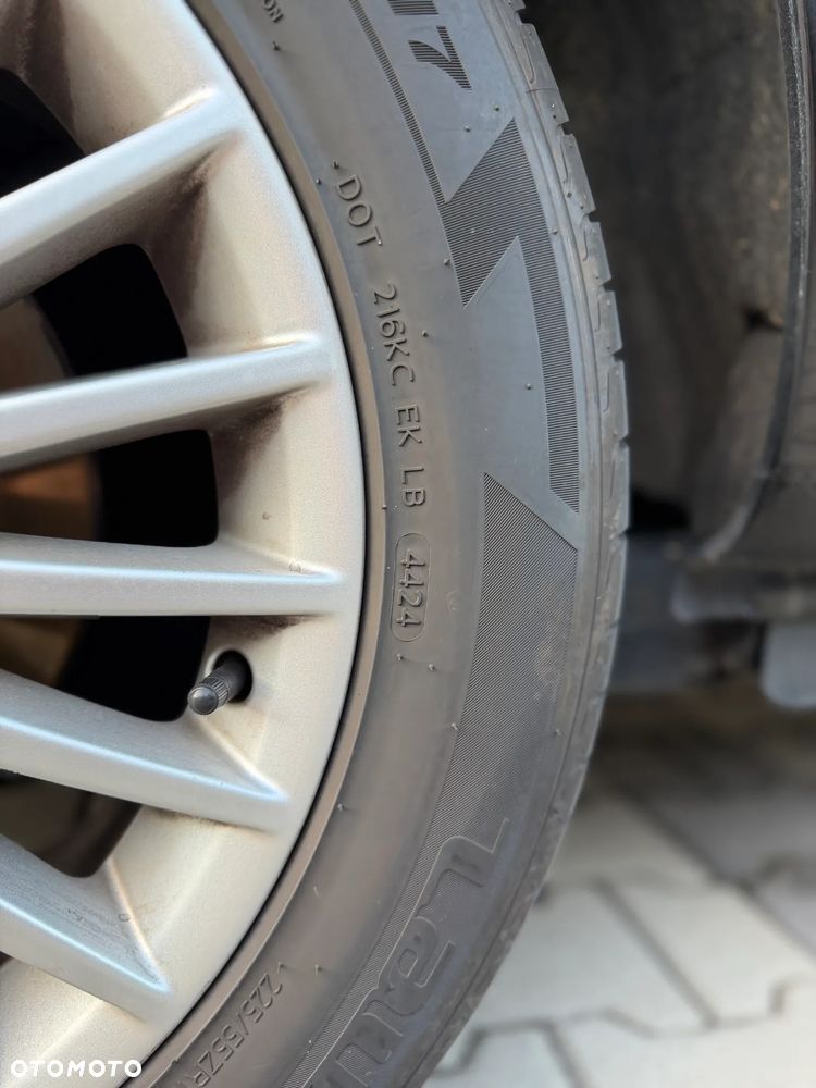 Mercedes-Benz Klasa V 220 (BlueTEC) d extralang 7G-TRONIC - 11