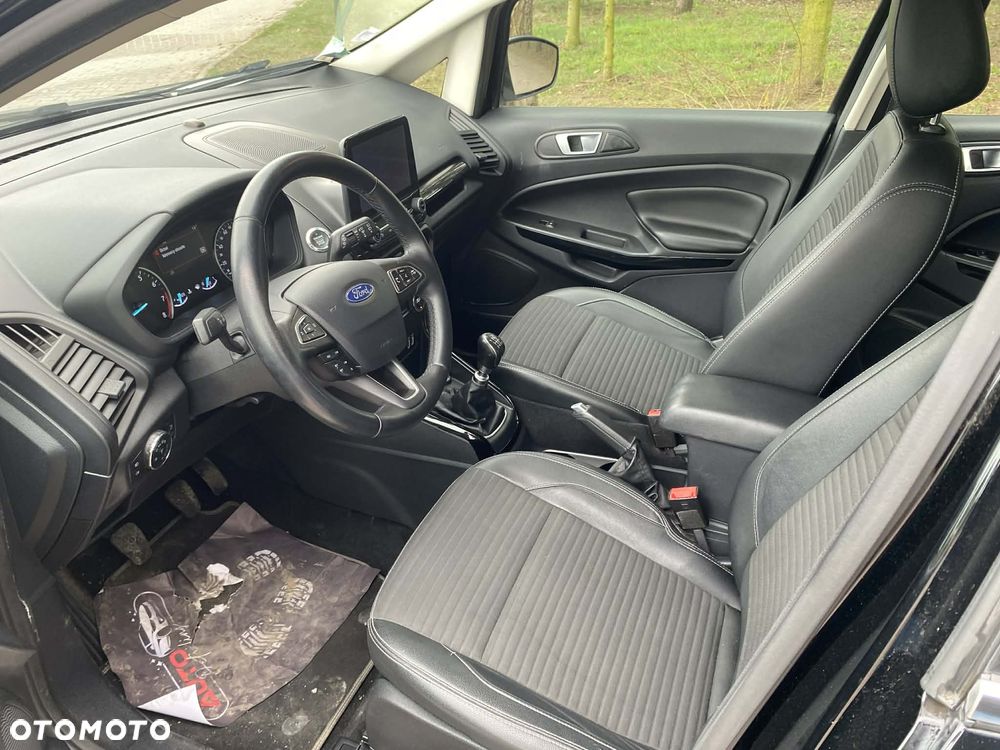 Ford EcoSport - 12