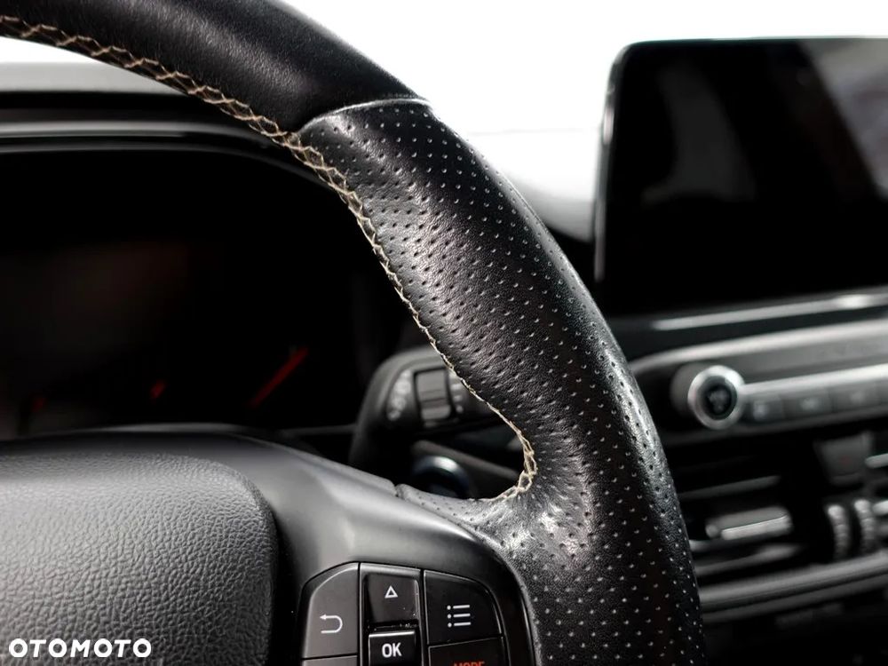 Ford Focus 2.0 EcoBlue ST - 22