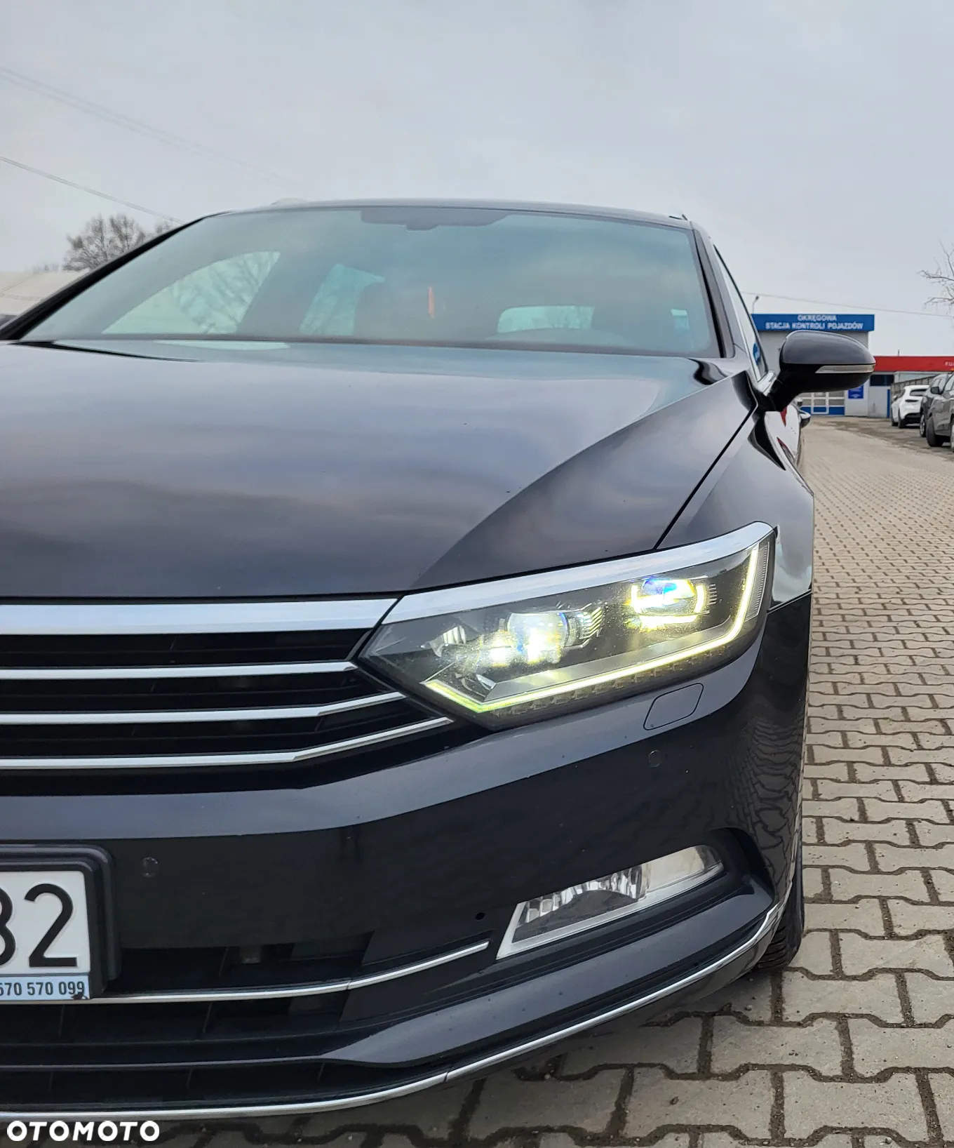 Volkswagen Passat - 8