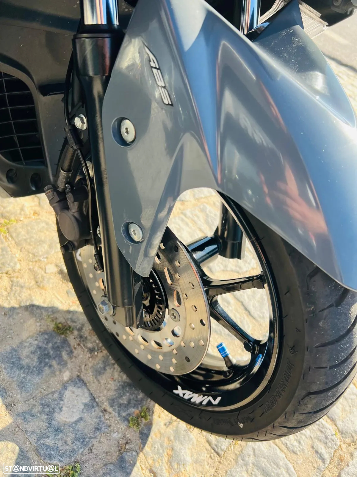 Yamaha NMAX - 8