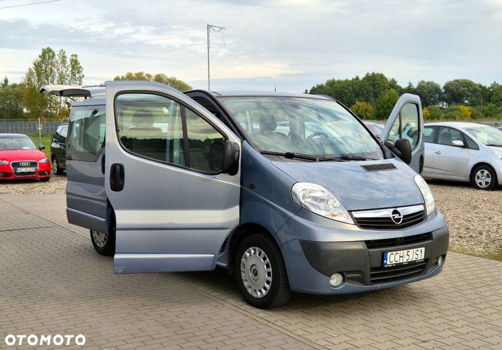 Opel Vivaro - 16
