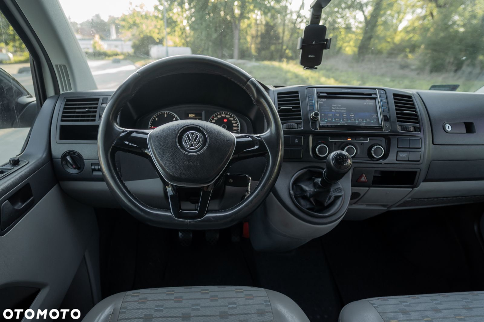 Volkswagen T5 - 21