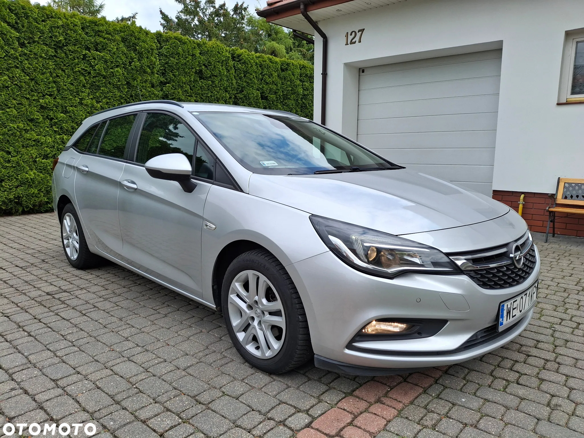 Opel Astra V 1.6 CDTI Elite - 4