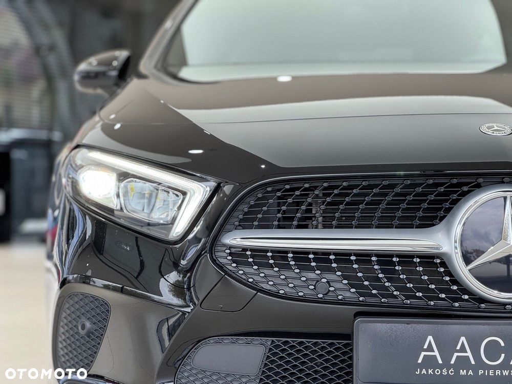 Mercedes-Benz Klasa A 180 Style 7G-DCT - 40