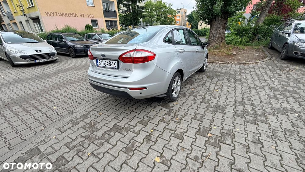 Ford Fiesta - 1