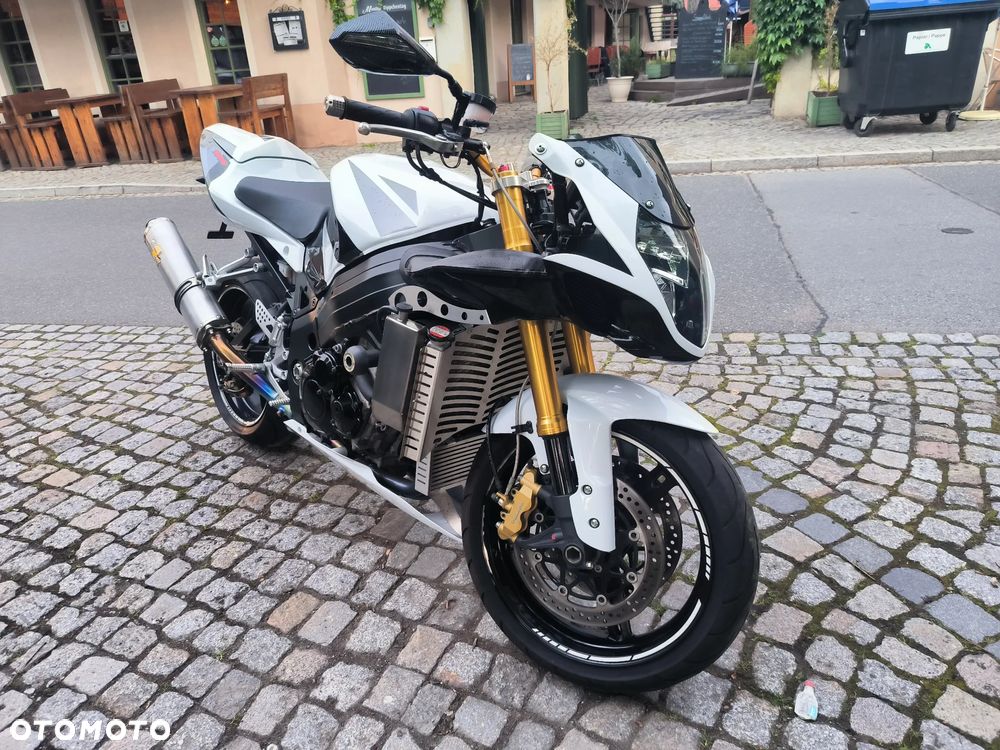 Suzuki GSX-R - 1