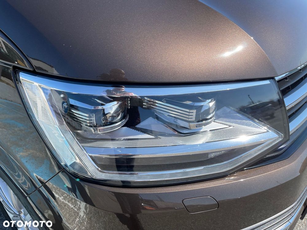 Volkswagen Multivan - 30