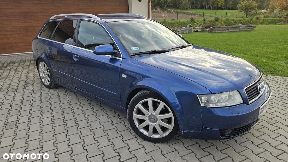 Audi A4 Avant 2.4 - 4