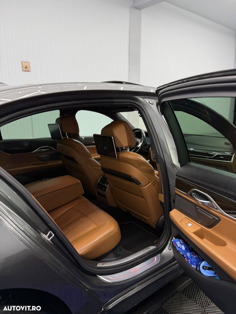 BMW Seria 7 - 7