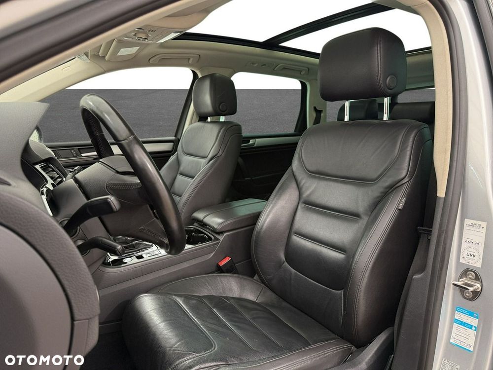 Volkswagen Touareg - 17