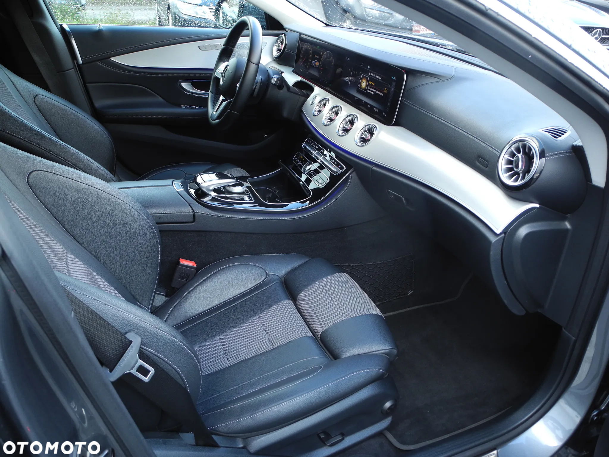 Mercedes-Benz CLS - 16
