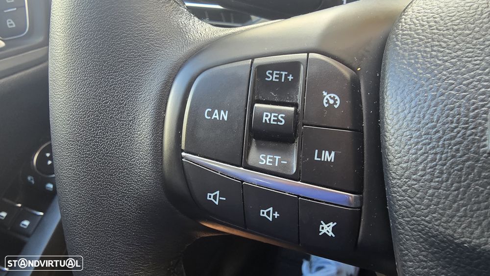 Ford Focus 1.0 EcoBoost Titanium - 36