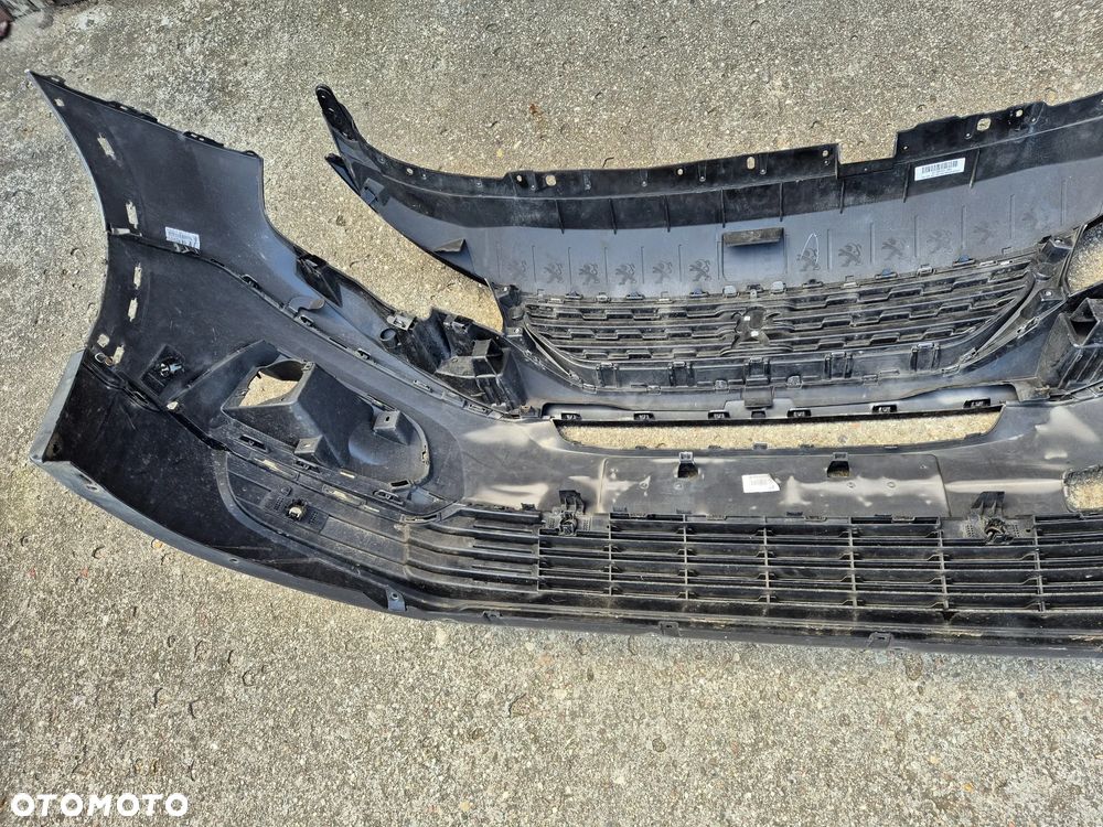 Peugeot Rifter 18- zderzak przedni grill - 9