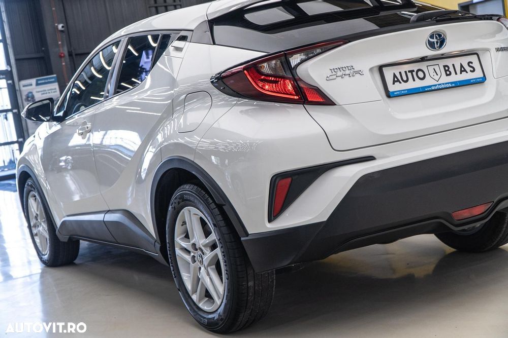 Toyota C-HR 1.8 HSD 122 CP 4x2 CVT C-enter - 32